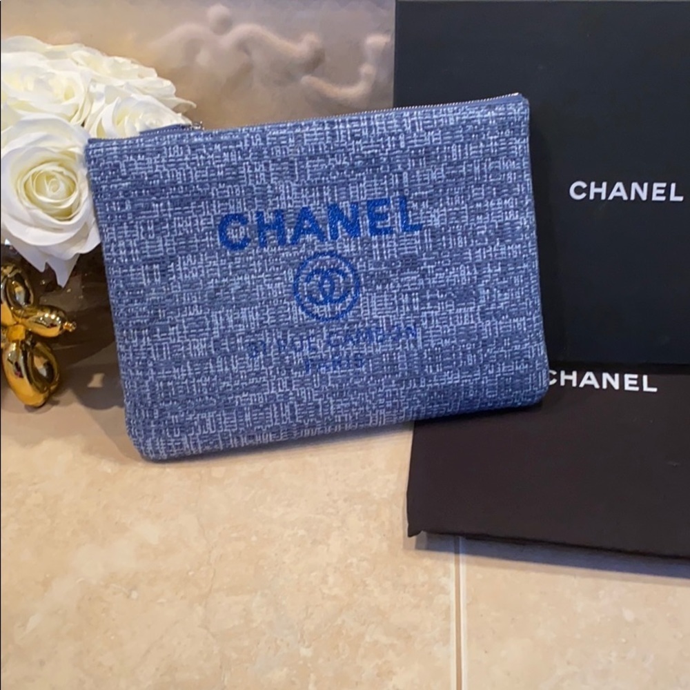 CHANEL POUCH Padded Zip Case Blue NIB NWT